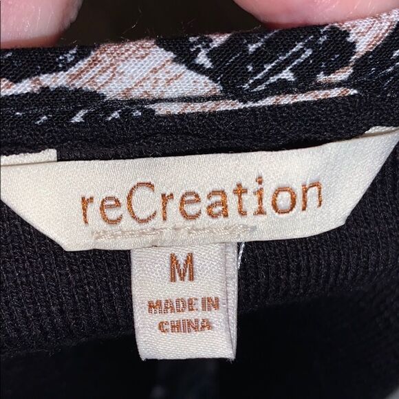 reCreation black & animal print long sleeve layered sweater medium - Picture 5 of 11